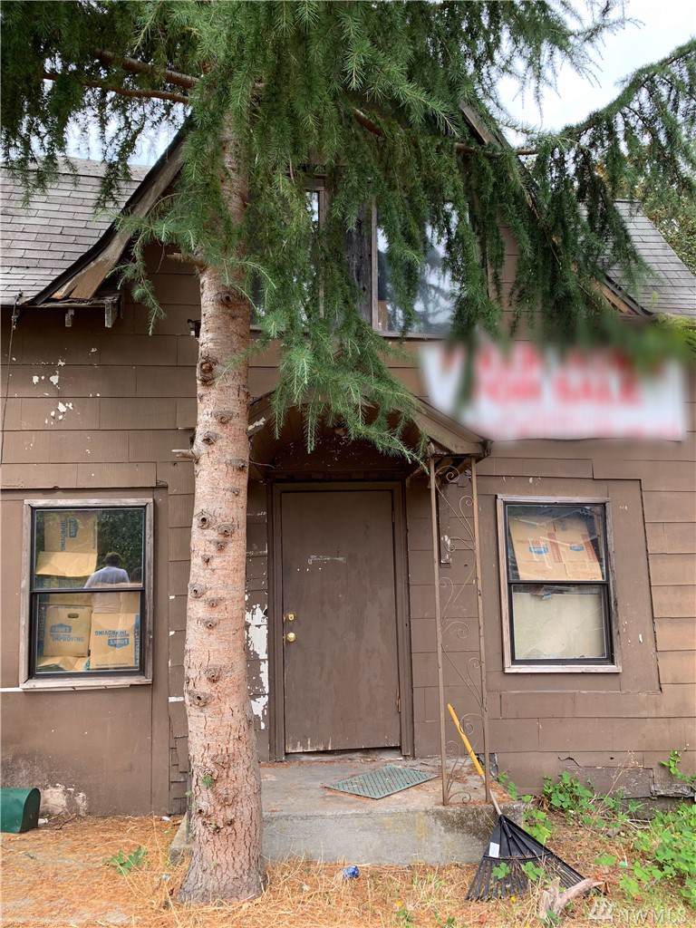 4563 33rd Ave - Photo 1