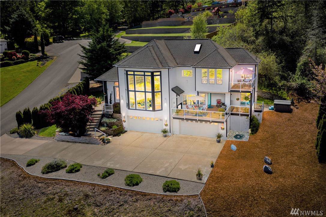 472 Dungeness Dr - Photo 1