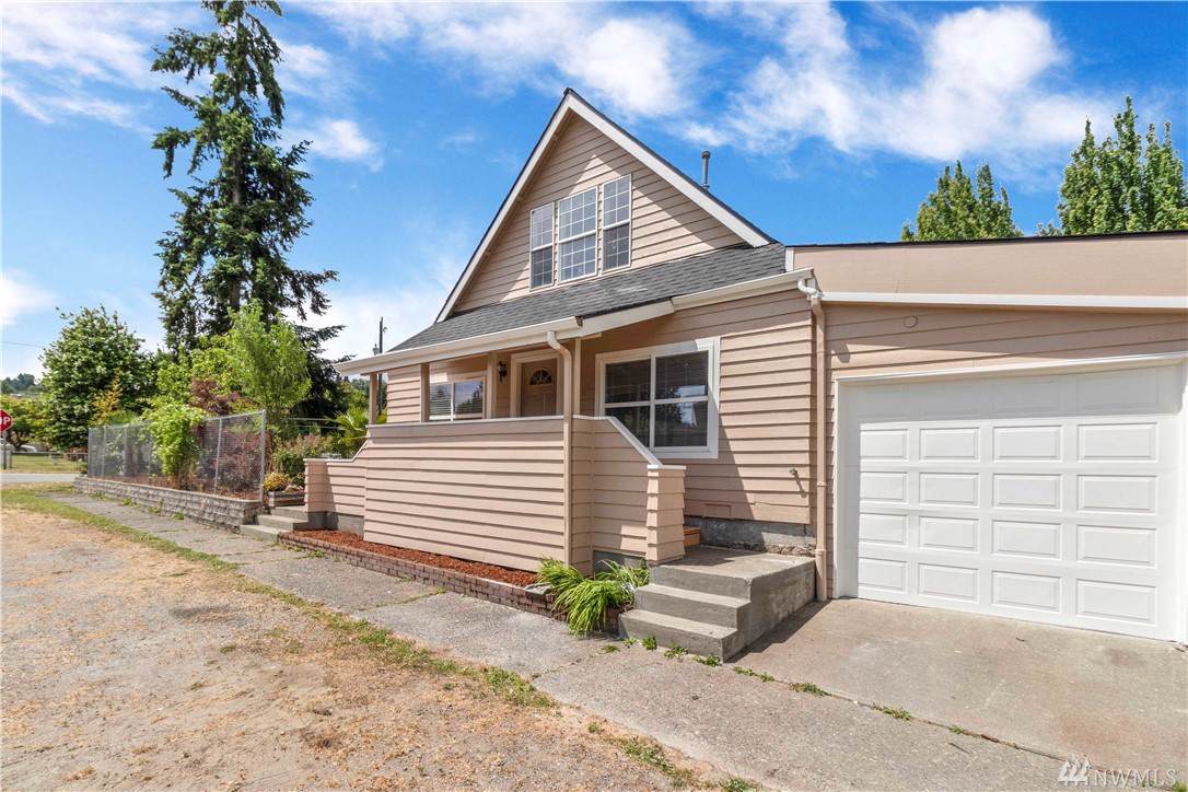 11611 85th Ave - Photo 1