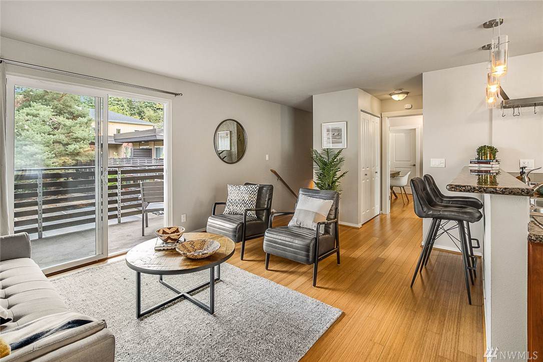 5220 42nd Ave - Photo 1