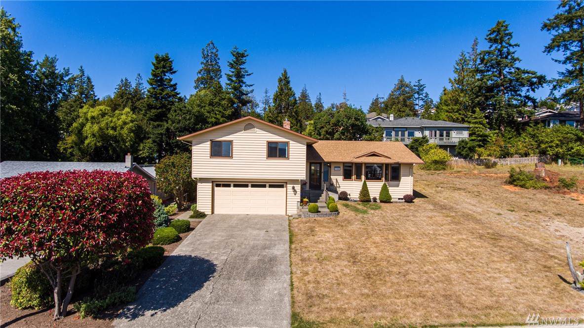 5306 Sterling Dr - Photo 1