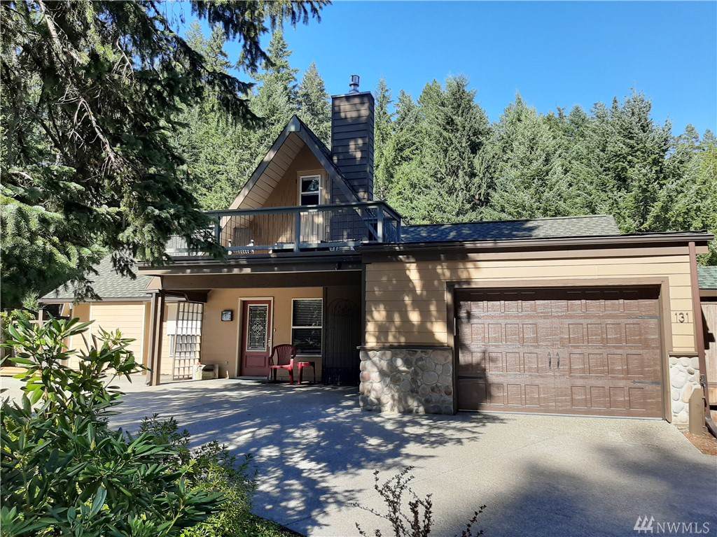 131 Maple Place - Photo 1