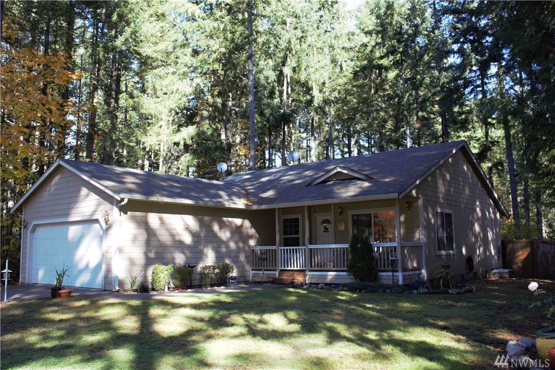 22418 Bluewater Dr - Photo 1
