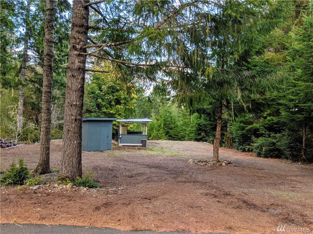 1870 Colony Surf Dr - Photo 1