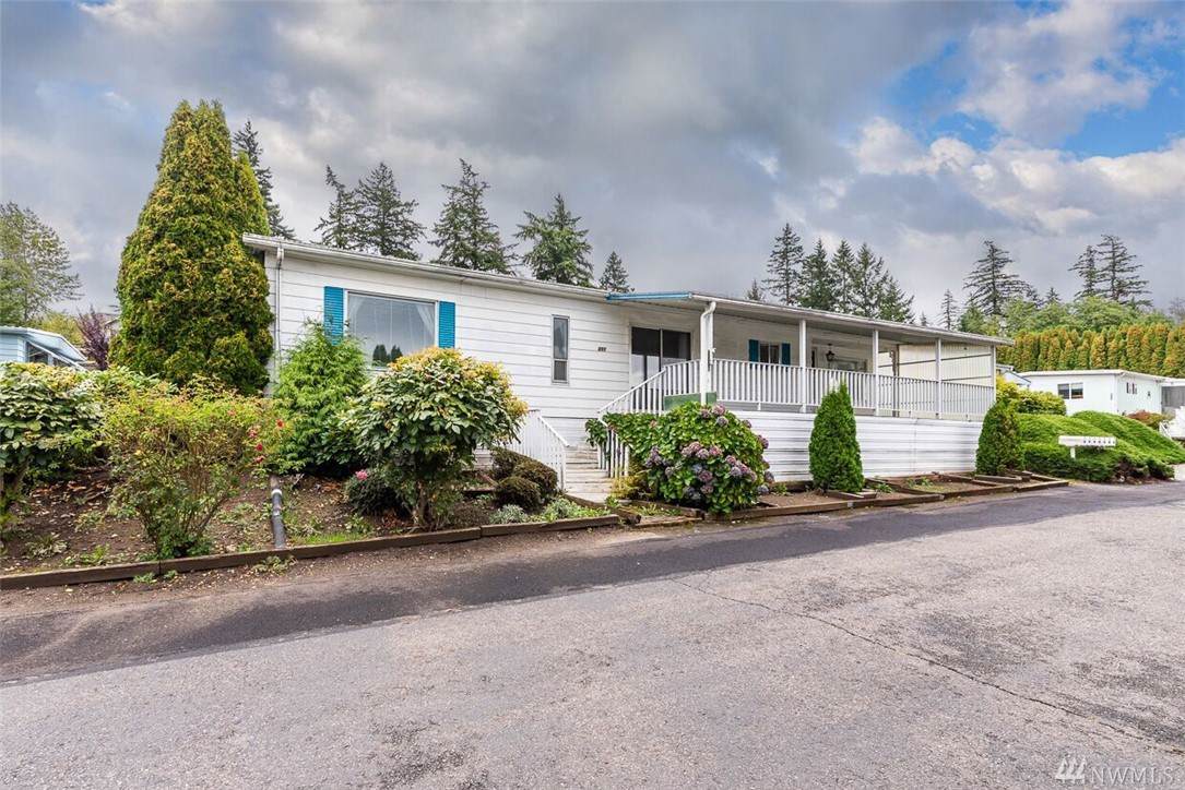 1200 Lincoln St - Photo 1