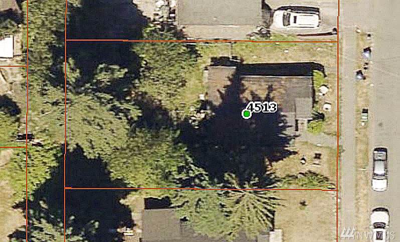 4513 34th Ave - Photo 1