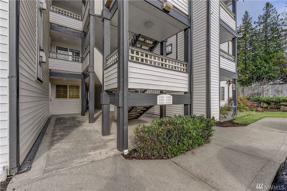 10824 170th St - Photo 1