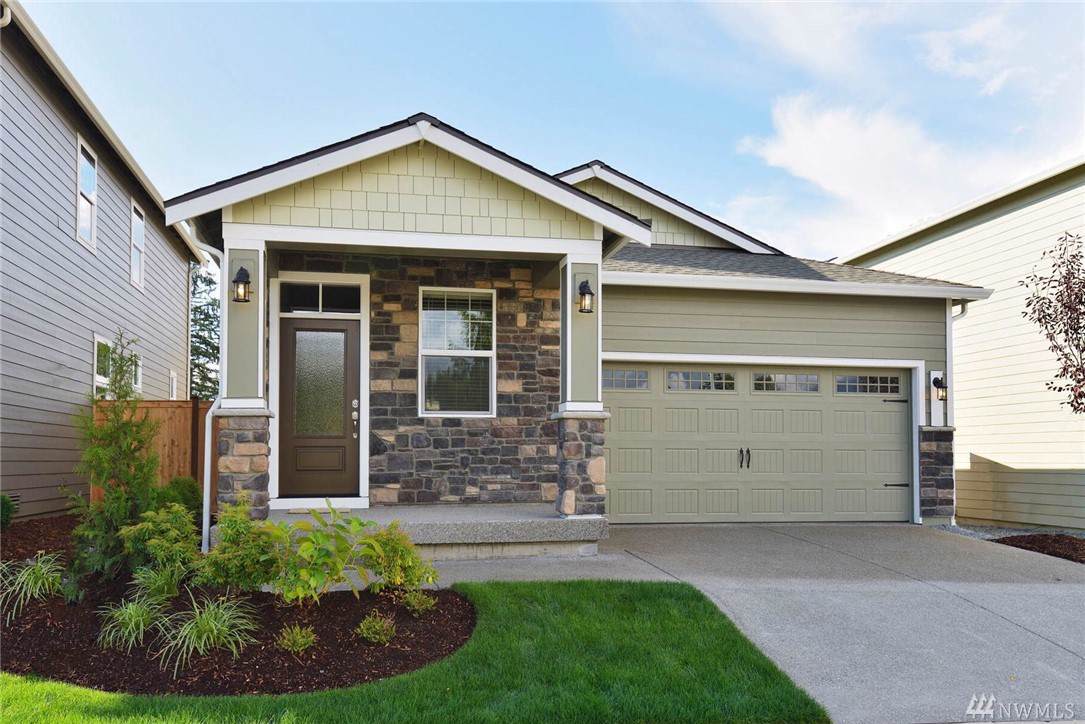 5544 85th Dr - Photo 1