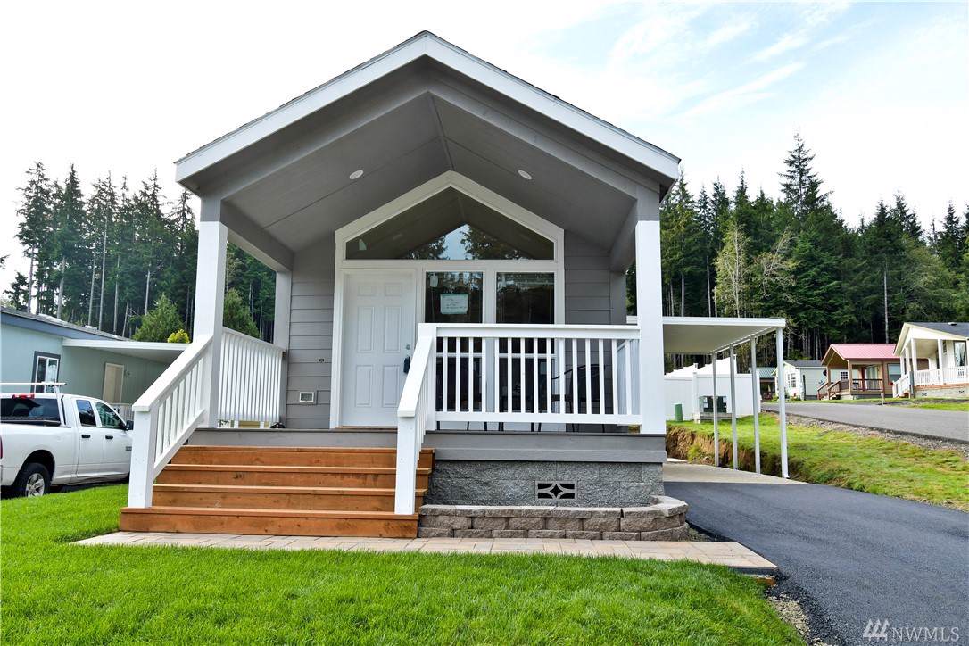 1019 Stanford Dr - Photo 1