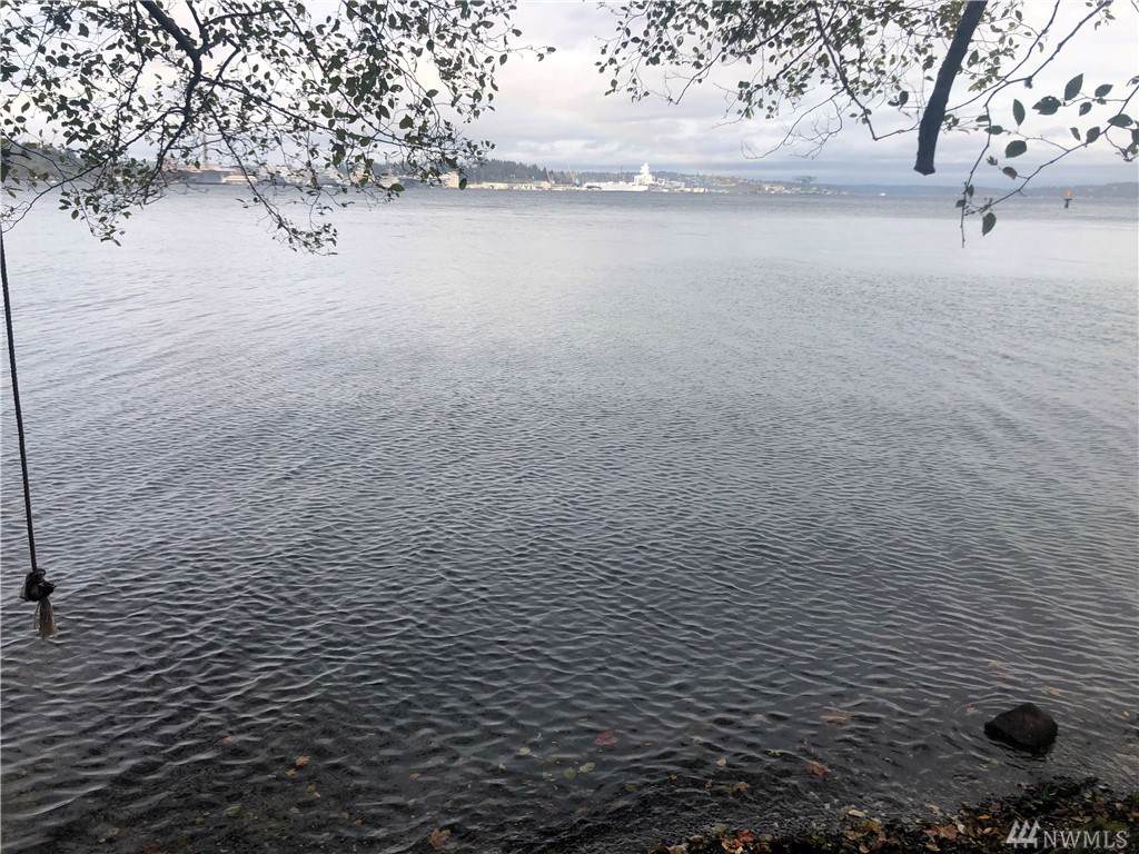 9-xx Bay St - Photo 1