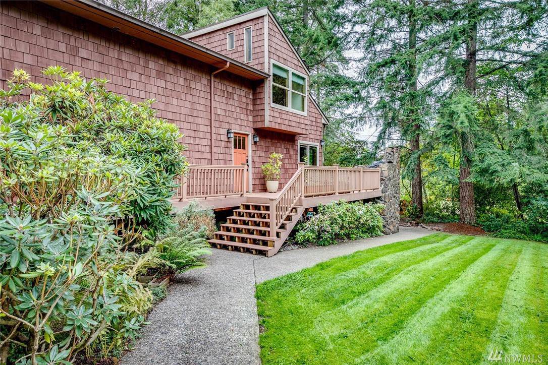 7480 Bay Hill Rd - Photo 1