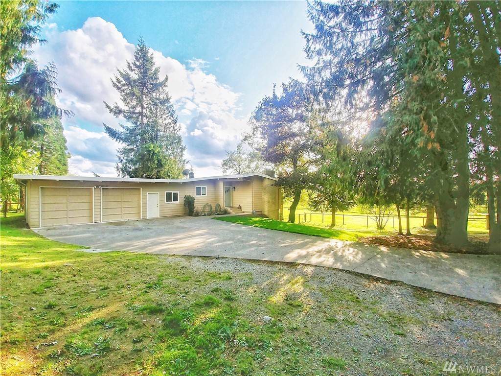 18525 396th St - Photo 1