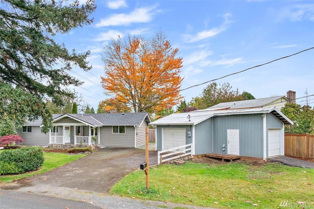 703 Hubbard Rd - Photo 1