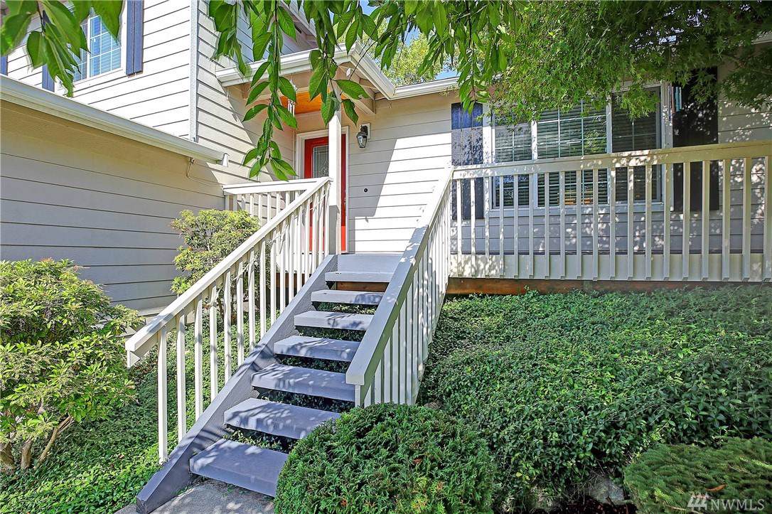 329 Melrose Dr - Photo 1