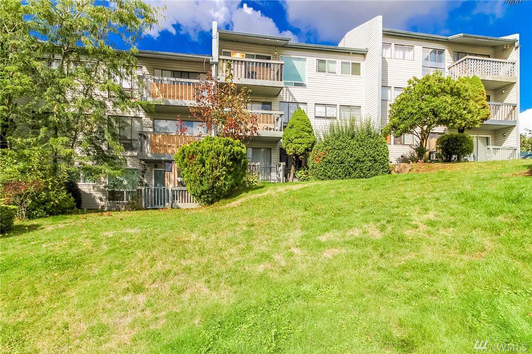 15142 65th Ave - Photo 1