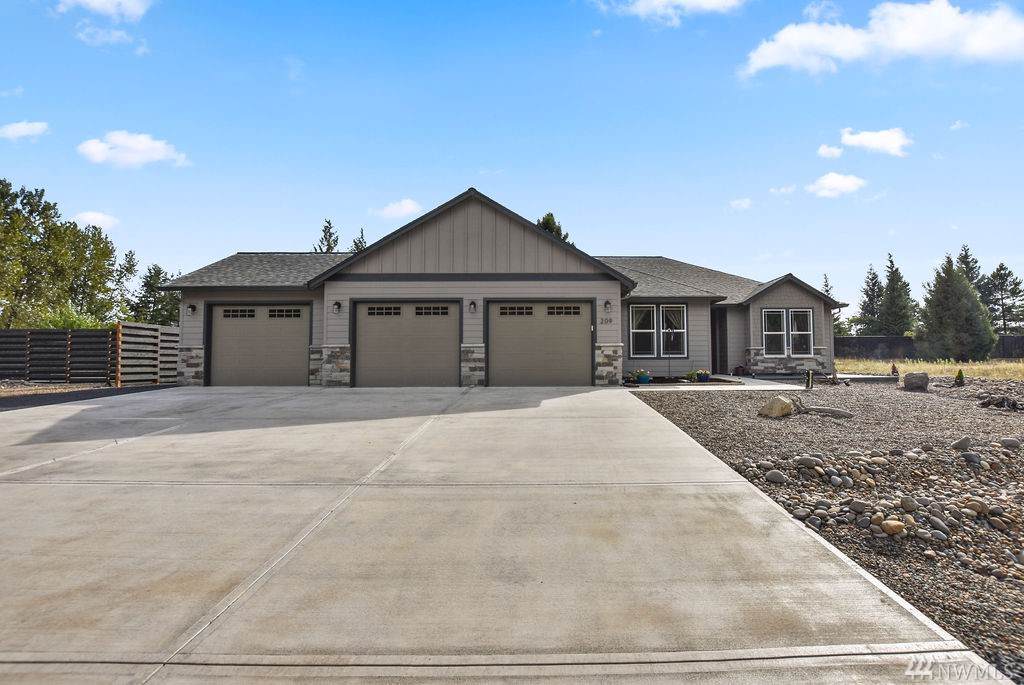 209 Columbia Point - Photo 1