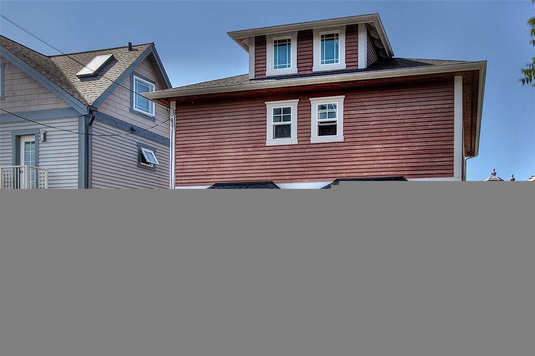 1914 11th Ave - Photo 1