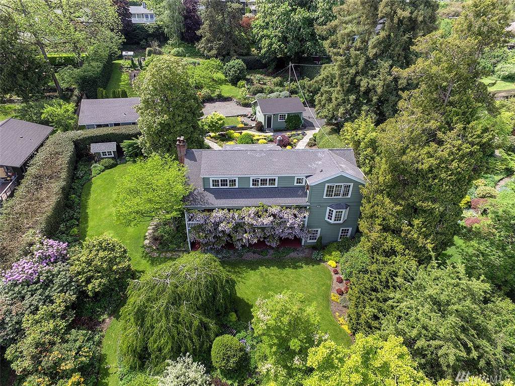5555 Holly St - Photo 1