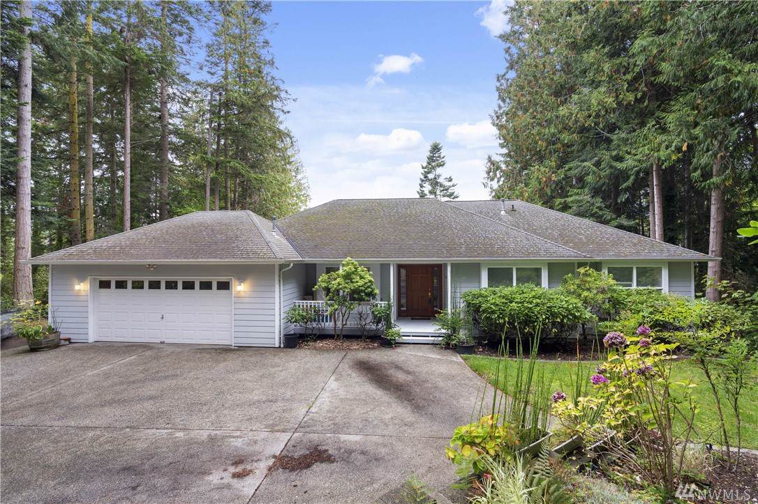 896 Madrona Beach Rd - Photo 1