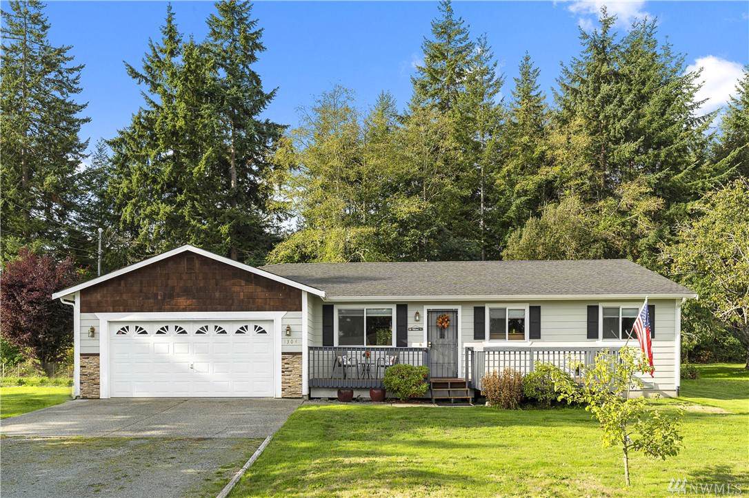 1304 Uplands Dr - Photo 1