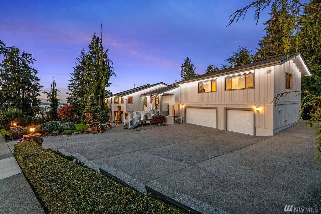 4819 Harbor Lane - Photo 1