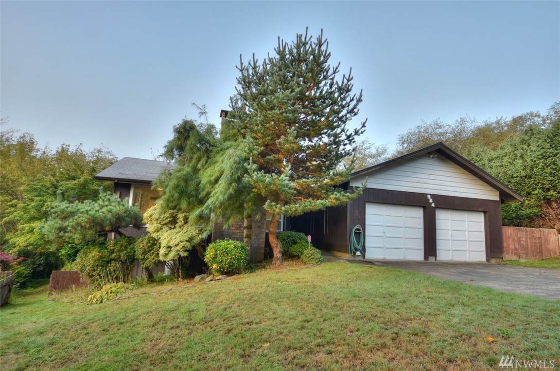 984 Stephenson Dr - Photo 1