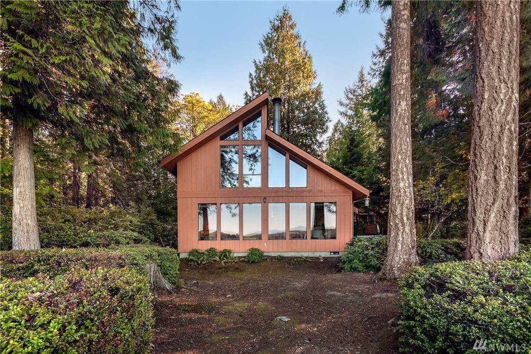 549 Pointes Dr - Photo 1