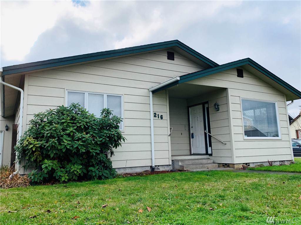 216 Walnut St - Photo 1