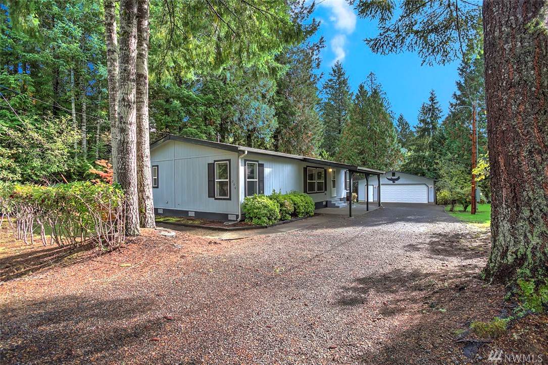 260 Eastlake Dr - Photo 1