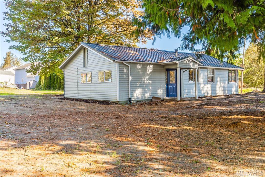 14804 Larch Way - Photo 1