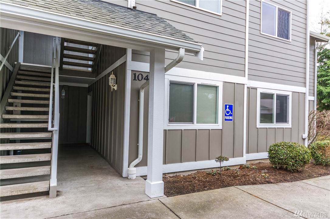 1700 Mulberry Place - Photo 1