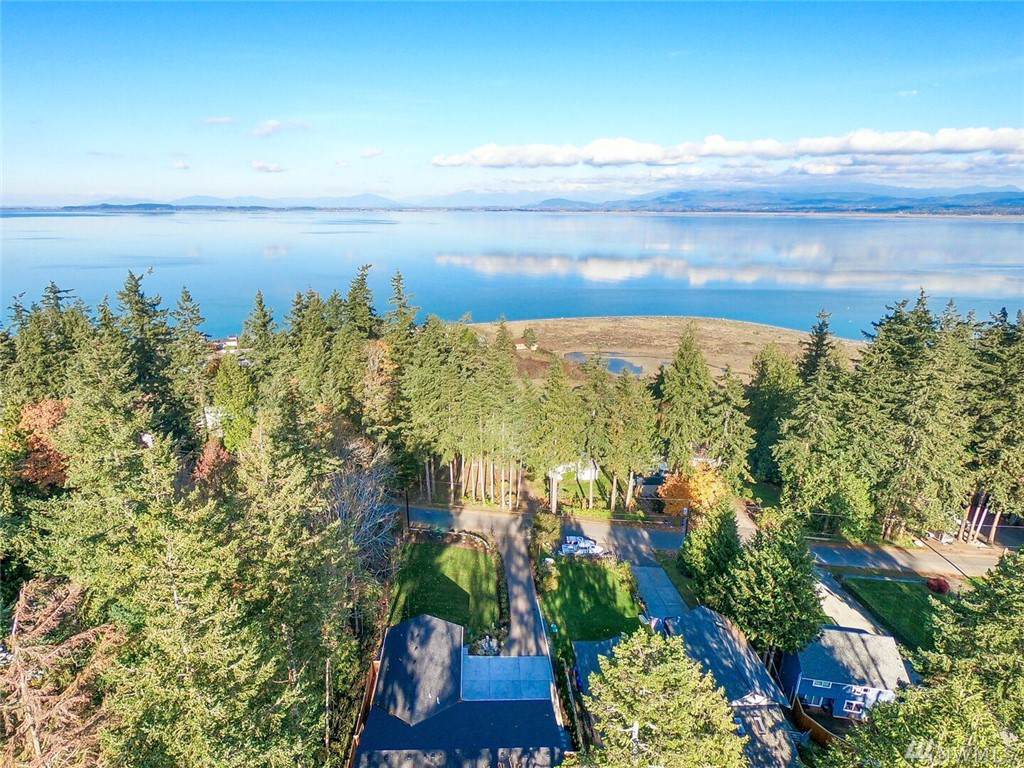 360 Tillicum Way - Photo 1