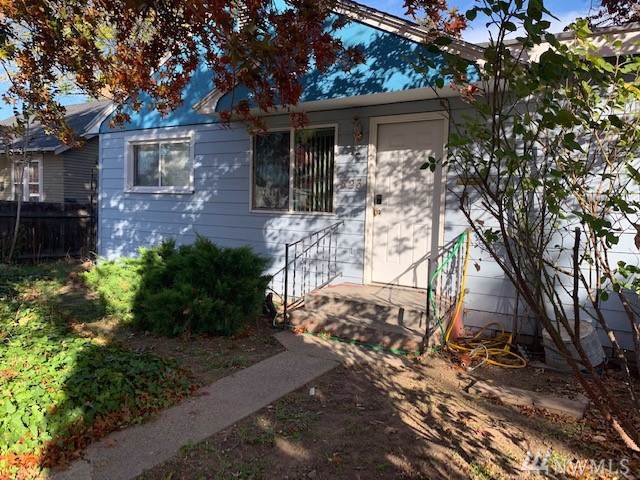 623 Highland Dr - Photo 1