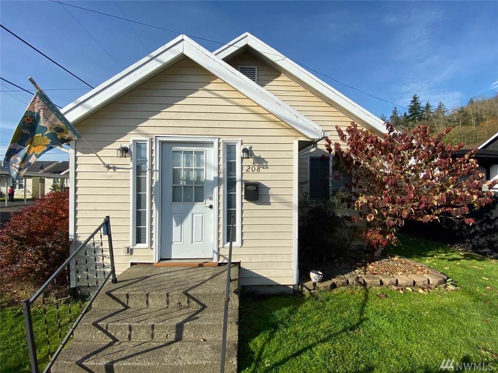 208 23rd - Photo 1