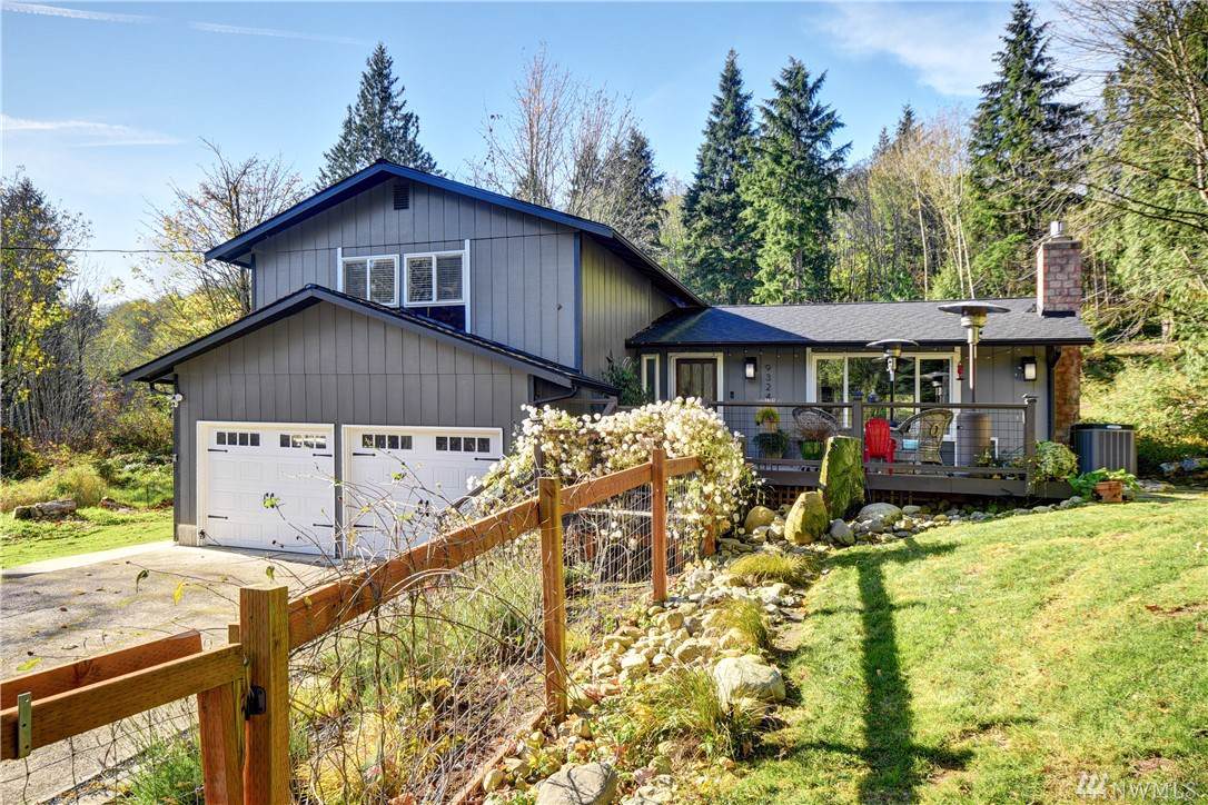9324 163rd Ave - Photo 1