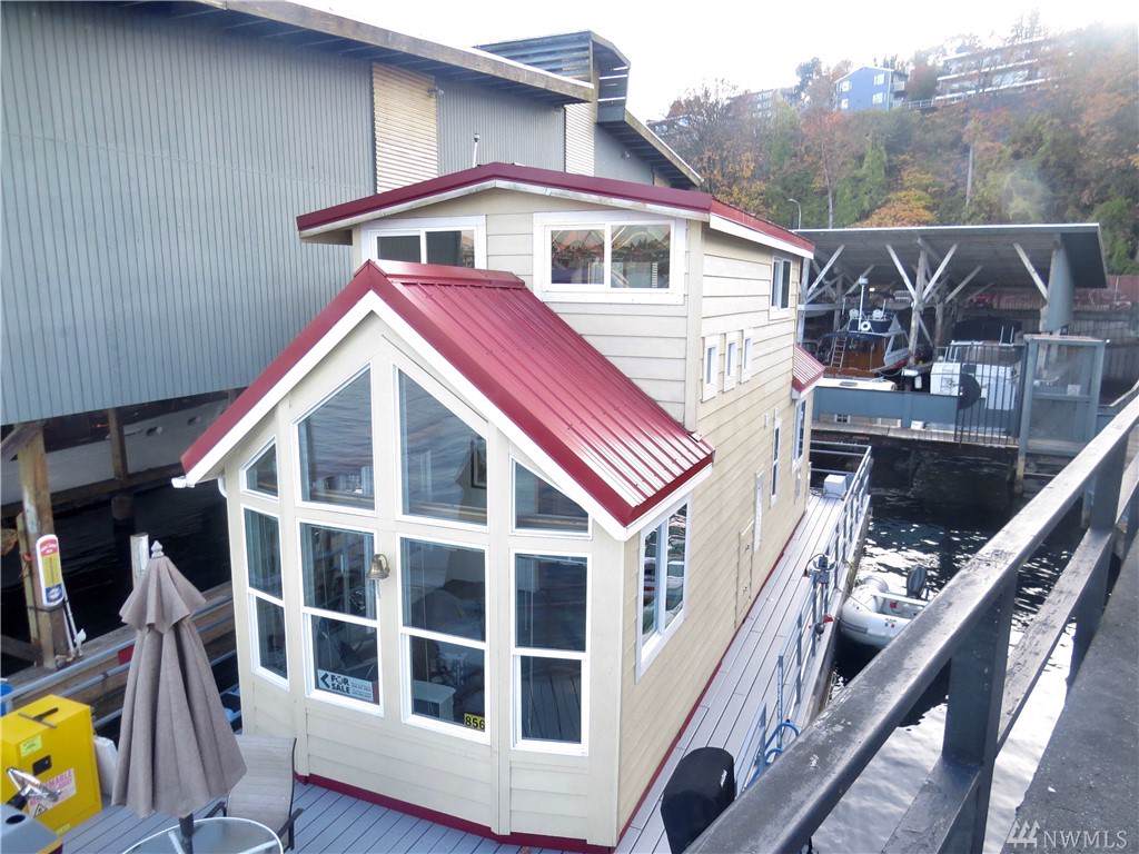2706 Westlake Ave - Photo 1