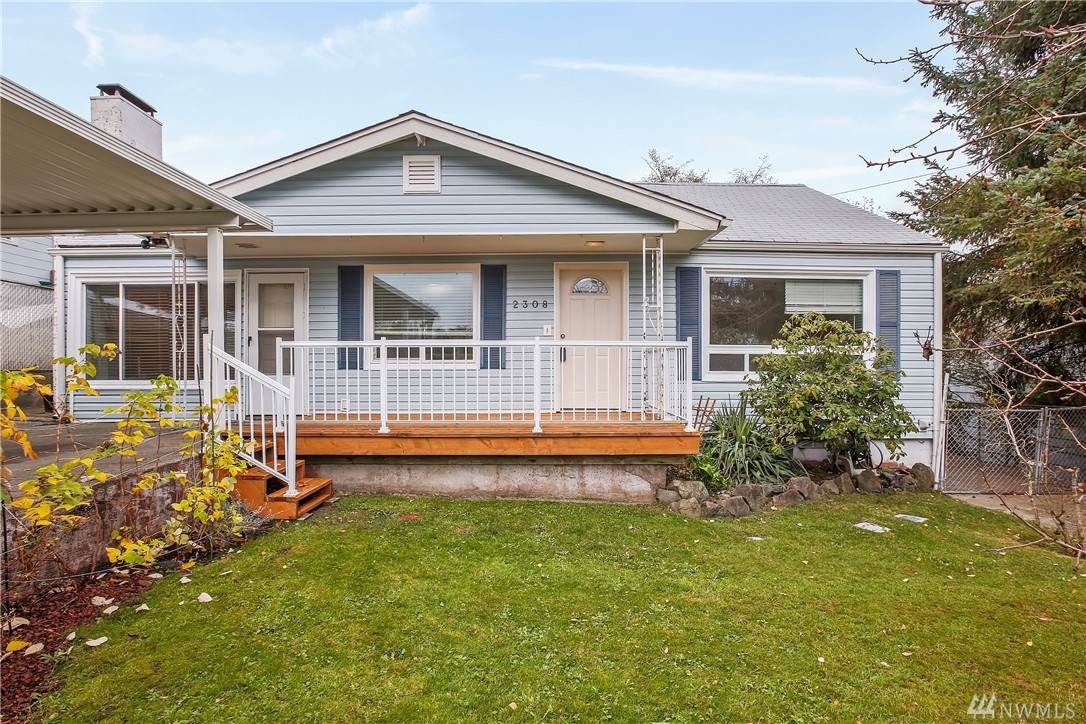 2308 30th St - Photo 1