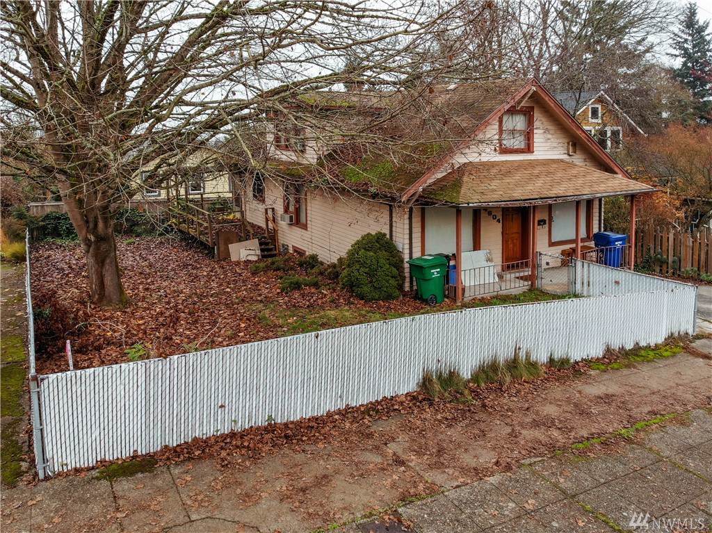 4604 Ferdinand St - Photo 1