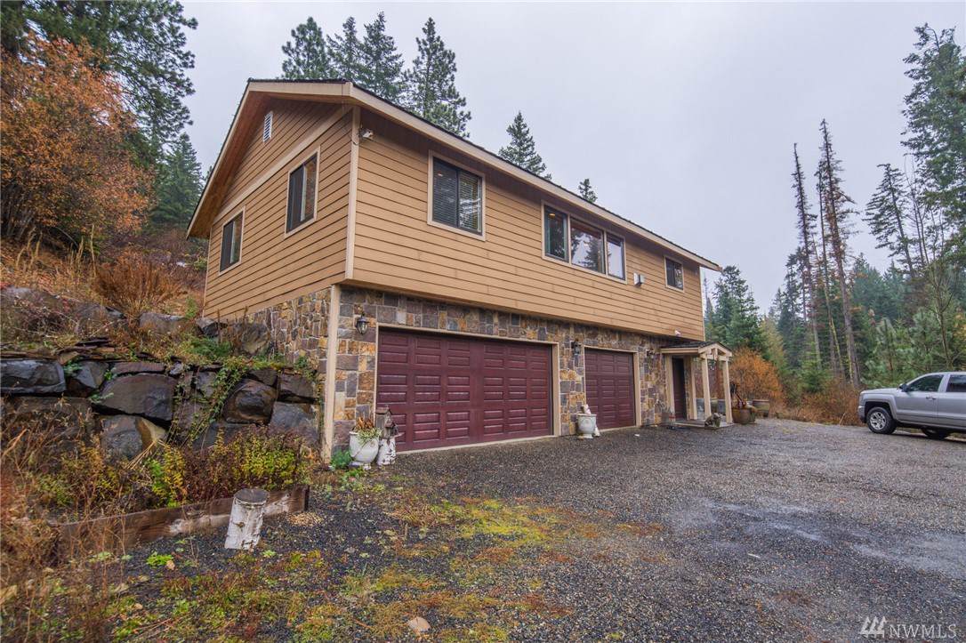 210 Cozy Lane - Photo 1