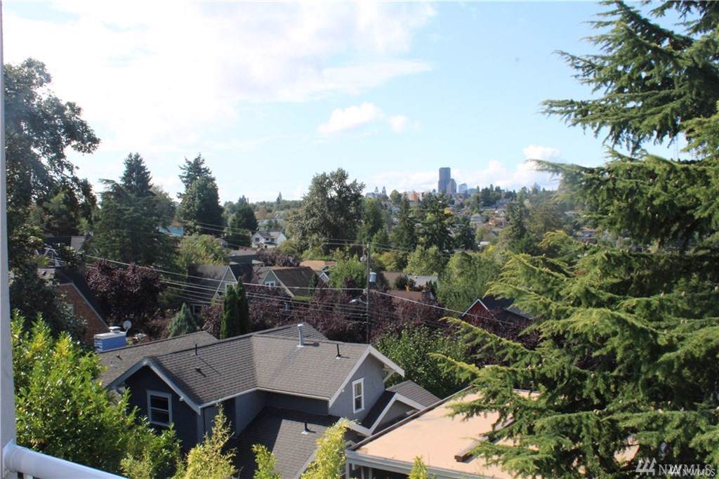1721 33rd Ave - Photo 1