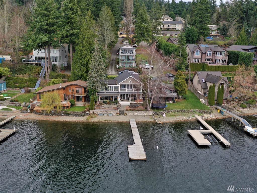 2819 Lake Sammamish Pkwy - Photo 1