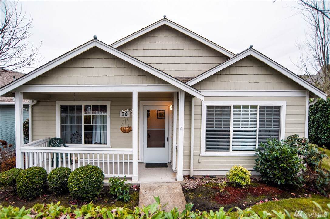 161 Whidbey Ave - Photo 1
