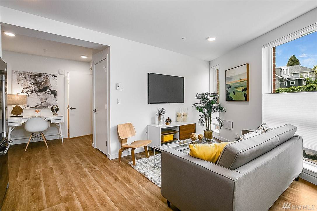 750 11th Ave - Photo 1