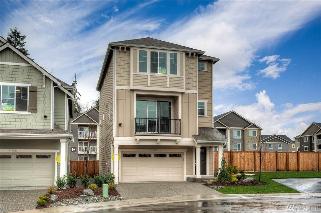 14528 11 Place - Photo 1