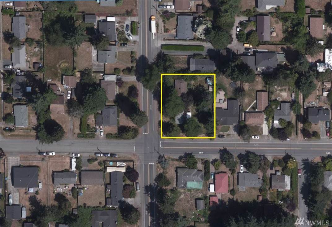 18004-18010 10th Ave - Photo 1
