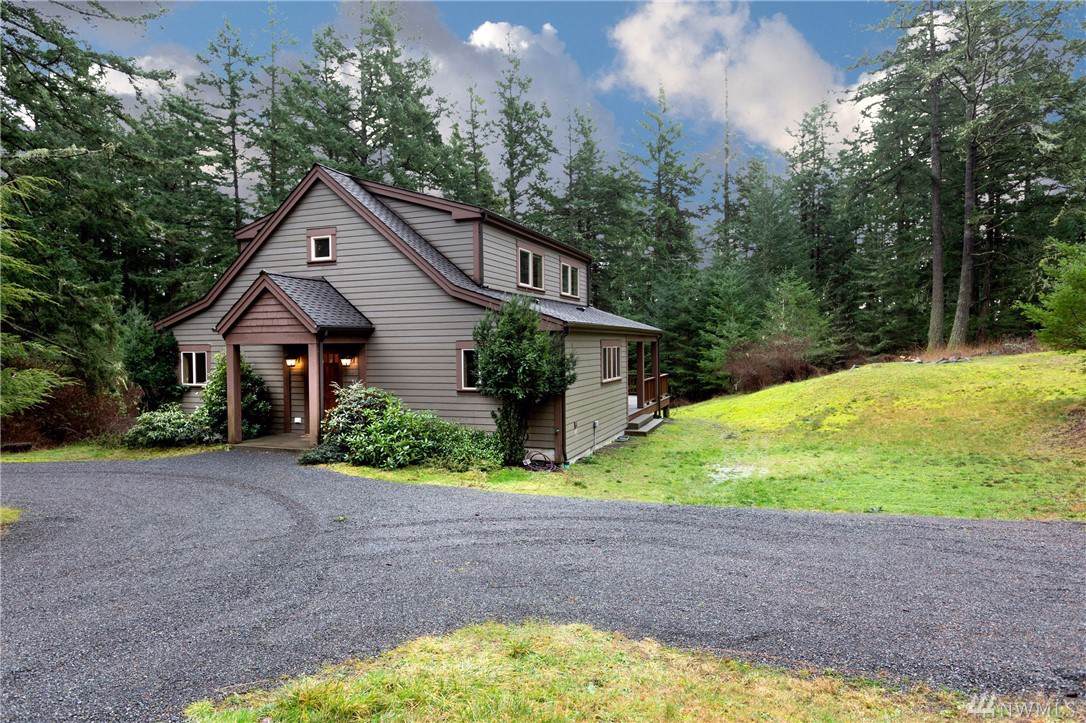 34 Hoyt Lane - Photo 1