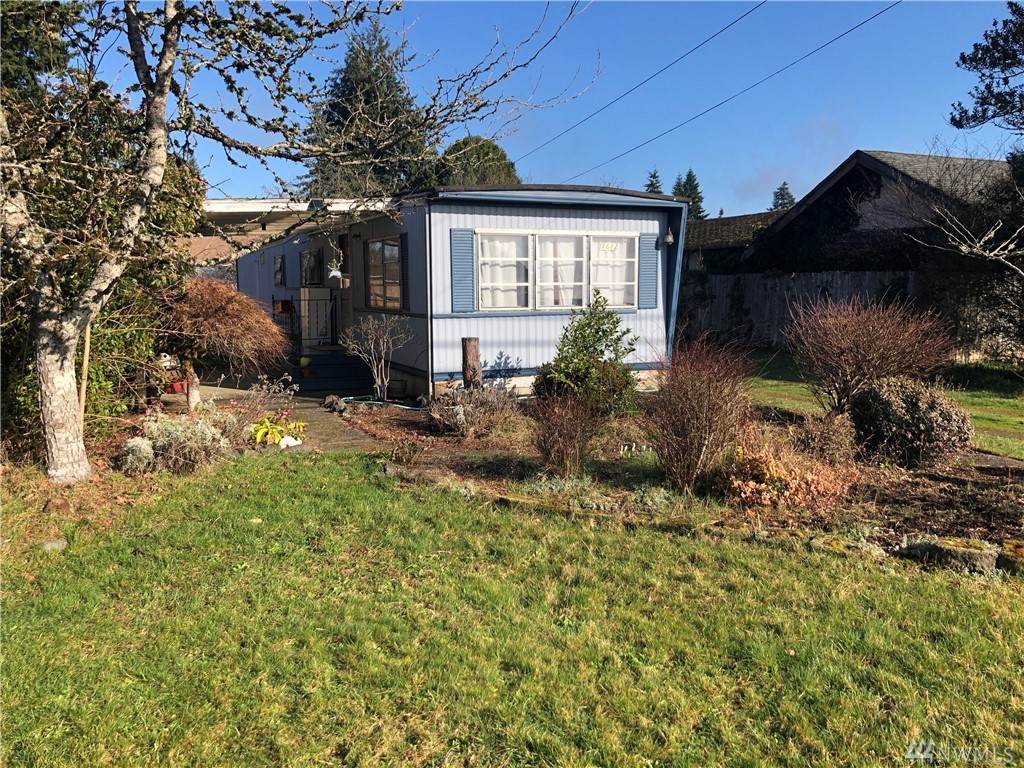1612 Main St - Photo 1