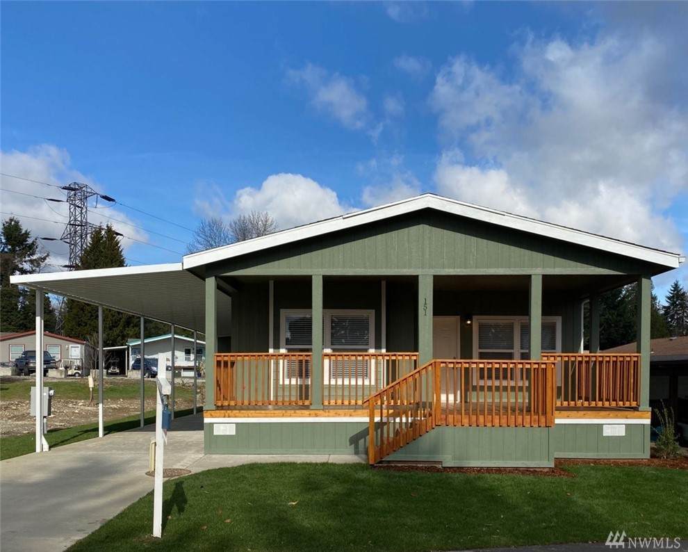 2101 324th St - Photo 1