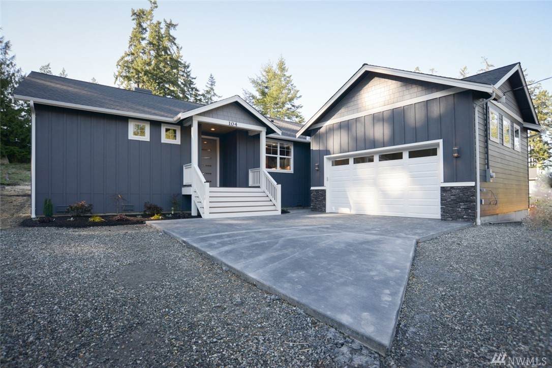 104 Sunset Dr - Photo 1