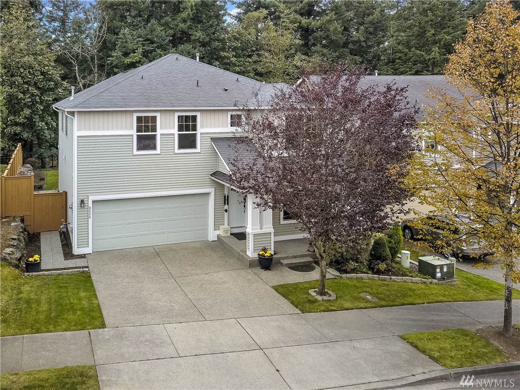 6229 Silent Creek Ave - Photo 1